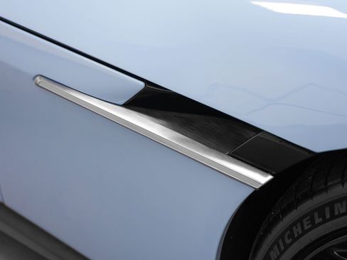 Certified 2025 Ferrari 12Cilindri RWD image 13