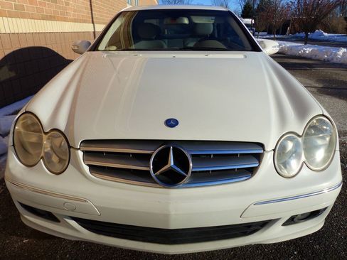 Used 2009 Mercedes-Benz CLK 350 Coupe image 13