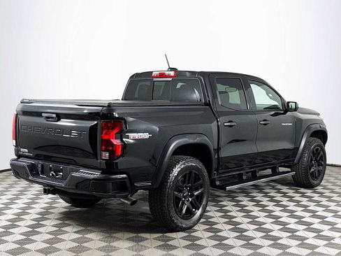 Used 2025 Chevrolet Colorado Trail Boss AWD/4WD image 5