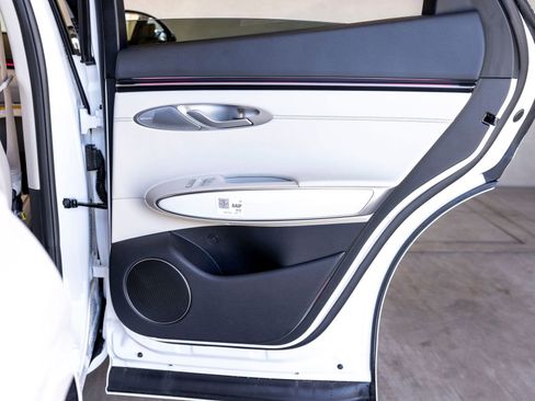 New 2026 Genesis GV70 2.5T Advanced image 22