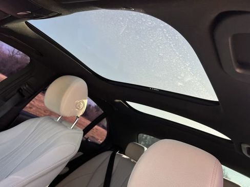 Used 2018 Mercedes-Benz E 300 E 300 image 23