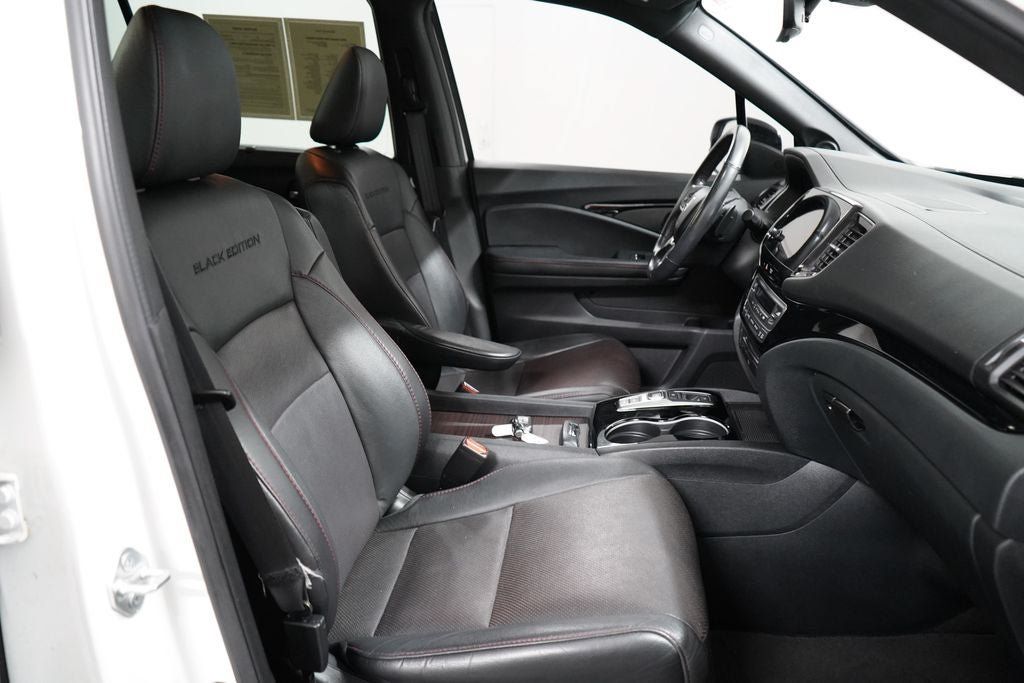 Used 2022 Honda Pilot Black Edition image 32