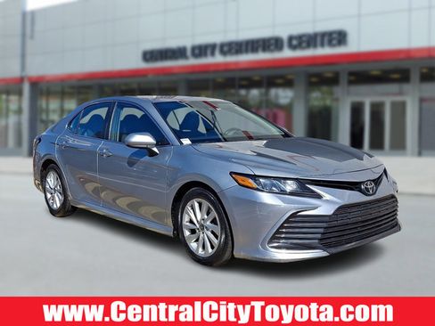 Used 2021 Toyota Camry LE FWD image 1