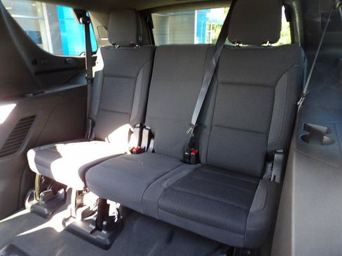 Used 2025 Chevrolet Tahoe LS AWD/4WD image 37