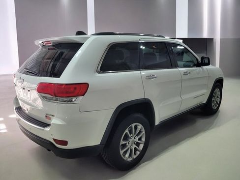Used 2015 Jeep Grand Cherokee Limited image 24