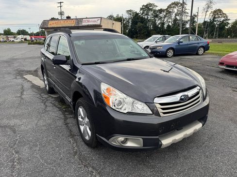 Used 2012 Subaru Outback 2.5i Limited AWD/4WD image 9