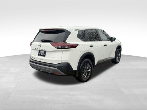 Used 2023 Nissan Rogue S image 7