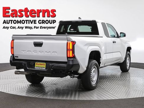 Used 2024 Toyota Tacoma SR RWD image 5