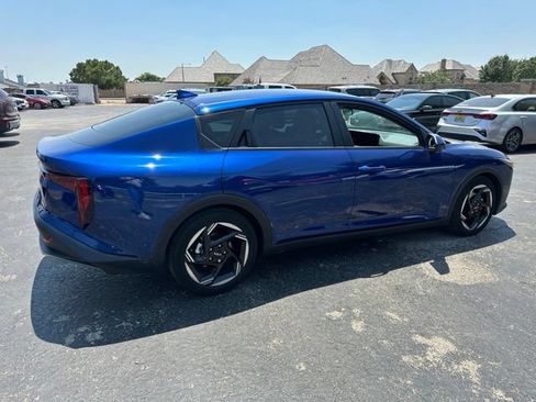 Used 2025 Kia K4 EX FWD image 16