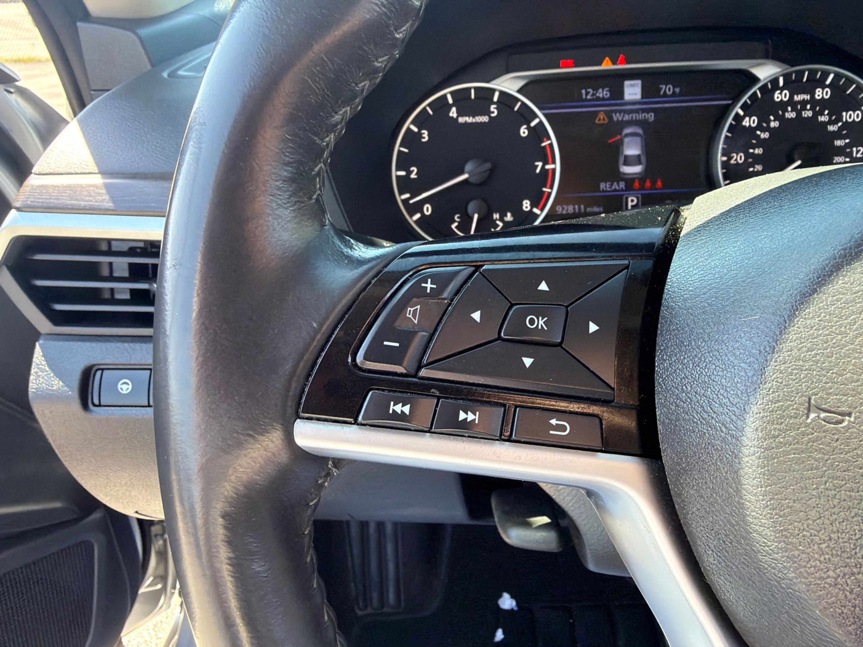 Used 2023 Nissan Altima 2.5 SV w/ SV Premium Package FWD image 19