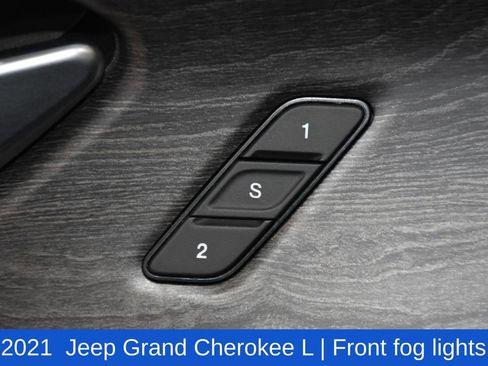 Used 2021 Jeep Grand Cherokee L Limited w/ Luxury Tech Group II image 23