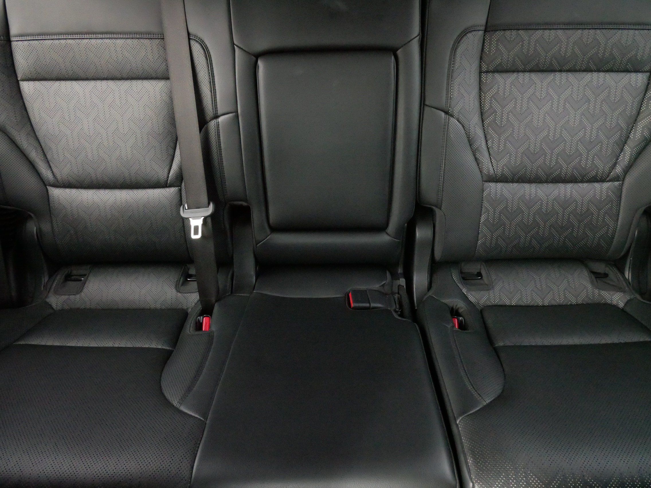 Used 2024 Toyota Sequoia SR5 w/ SR5 Premium Package AWD/4WD image 13
