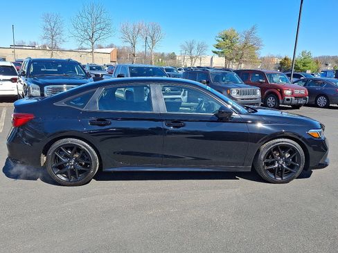 Used 2024 Honda Civic Sport image 7