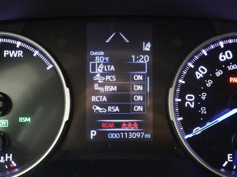 Used 2021 Toyota RAV4 XLE w/ XLE Grade Weather Package image 17