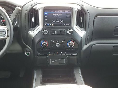 Used 2021 Chevrolet Silverado 1500 LT Trail Boss AWD/4WD image 26