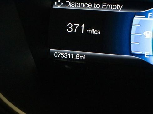 Used 2020 Ford Fusion SE image 29