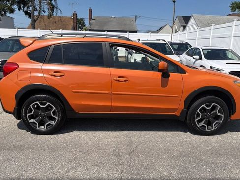 Used 2014 Subaru Crosstrek 2.0i Limited AWD/4WD image 2