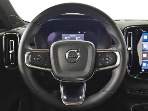 Used 2023 Volvo XC40 Recharge Plus w/ Protection Package Premier image 22