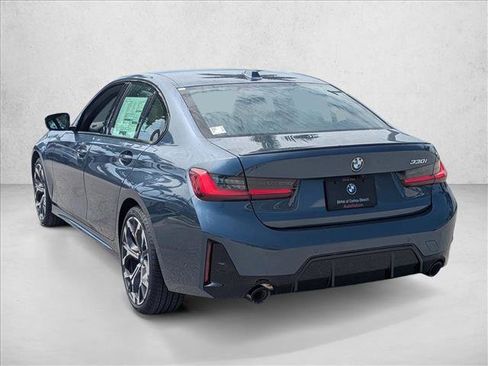 Used 2026 BMW 330i Sedan w/ M Sport Package RWD image 8