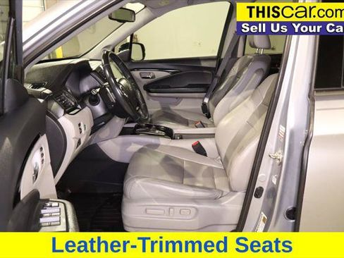 Used 2017 Honda Pilot Touring image 26