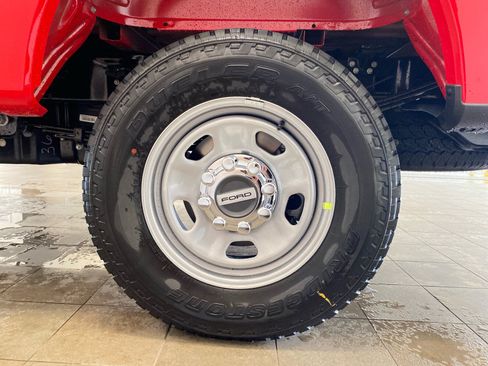 New 2026 Ford F350 XL w/ XL Chrome Package AWD/4WD image 18