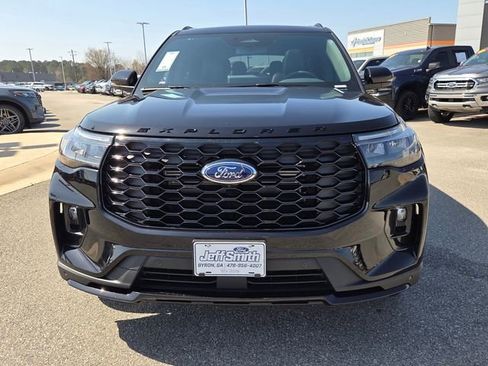 New 2026 Ford Explorer ST-Line w/ ST-Line Street Pack image 2