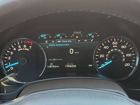 Used 2019 Ford F150 King Ranch w/ Equipment Group 601A Luxury AWD/4WD image 18