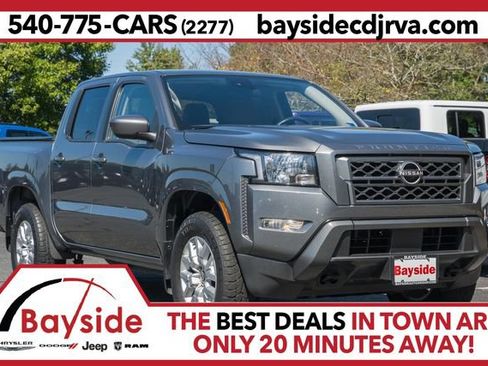 Used 2022 Nissan Frontier SV AWD/4WD image 1