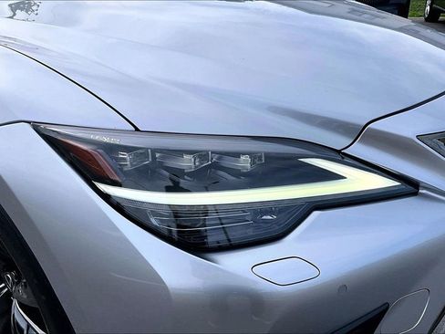 Used 2021 Lexus LS 500 F Sport w/ Accessory Package (Z2) image 32