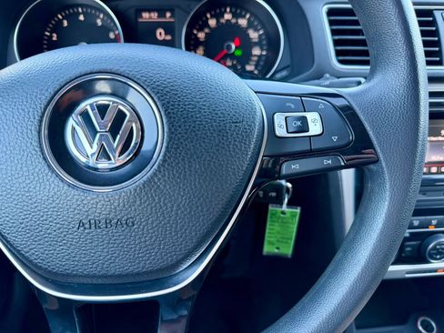 Used 2016 Volkswagen Passat 1.8T S FWD image 29