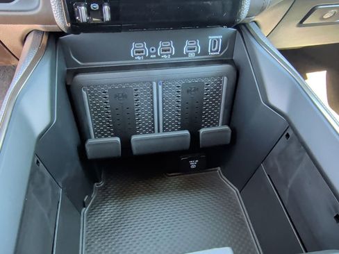 New 2026 RAM 3500 Longhorn image 37