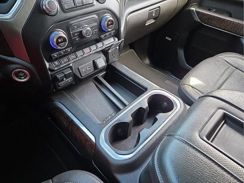 Certified 2021 GMC Sierra 2500 Denali image 25