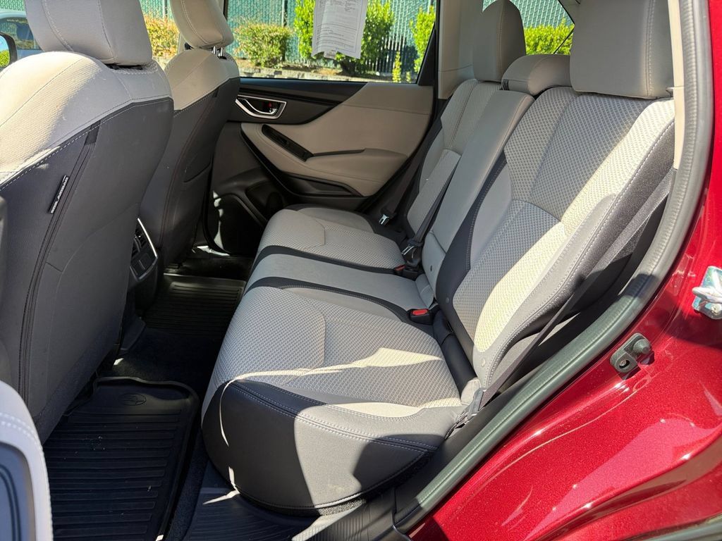 Used 2023 Subaru Forester Premium AWD/4WD image 20