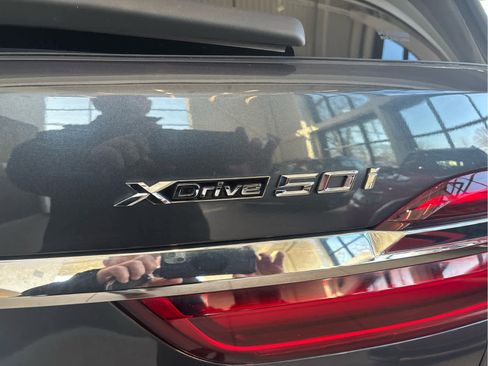 Used 2019 BMW X7 xDrive50i w/ M Sport Package image 12