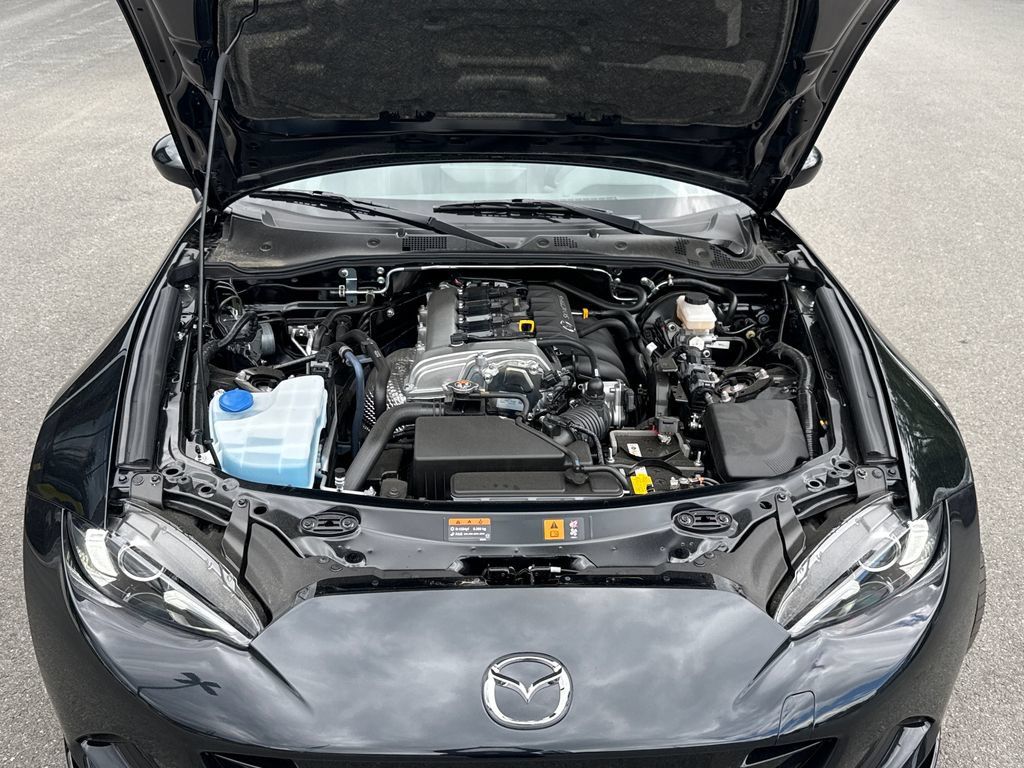 New 2026 MAZDA MX-5 Miata Sport w/ Appearance Package RWD image 14