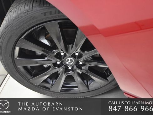 Certified 2025 MAZDA MAZDA3 2.5 Turbo Sedan w/Premium Plus image 32