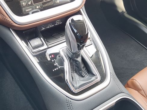 Used 2025 Subaru Outback Touring XT image 24