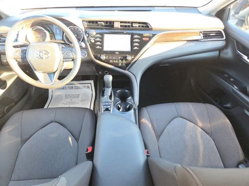 Used 2020 Toyota Camry LE image 16