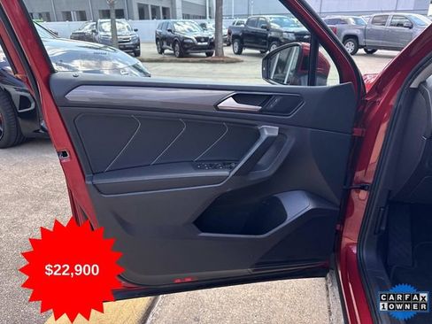 Used 2023 Volkswagen Tiguan SE image 12