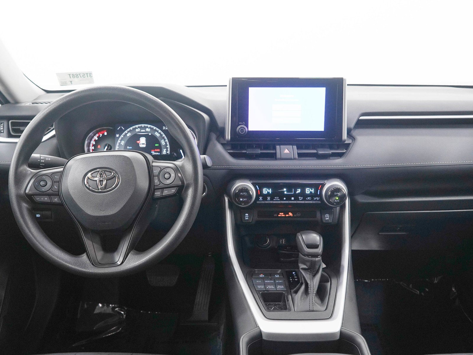 Used 2024 Toyota RAV4 XLE AWD/4WD image 15