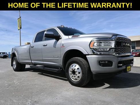 Used 2022 RAM 3500 Limited image 40
