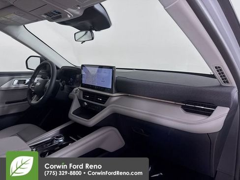 New 2025 Ford Explorer Active w/ Active Comfort Package image 33