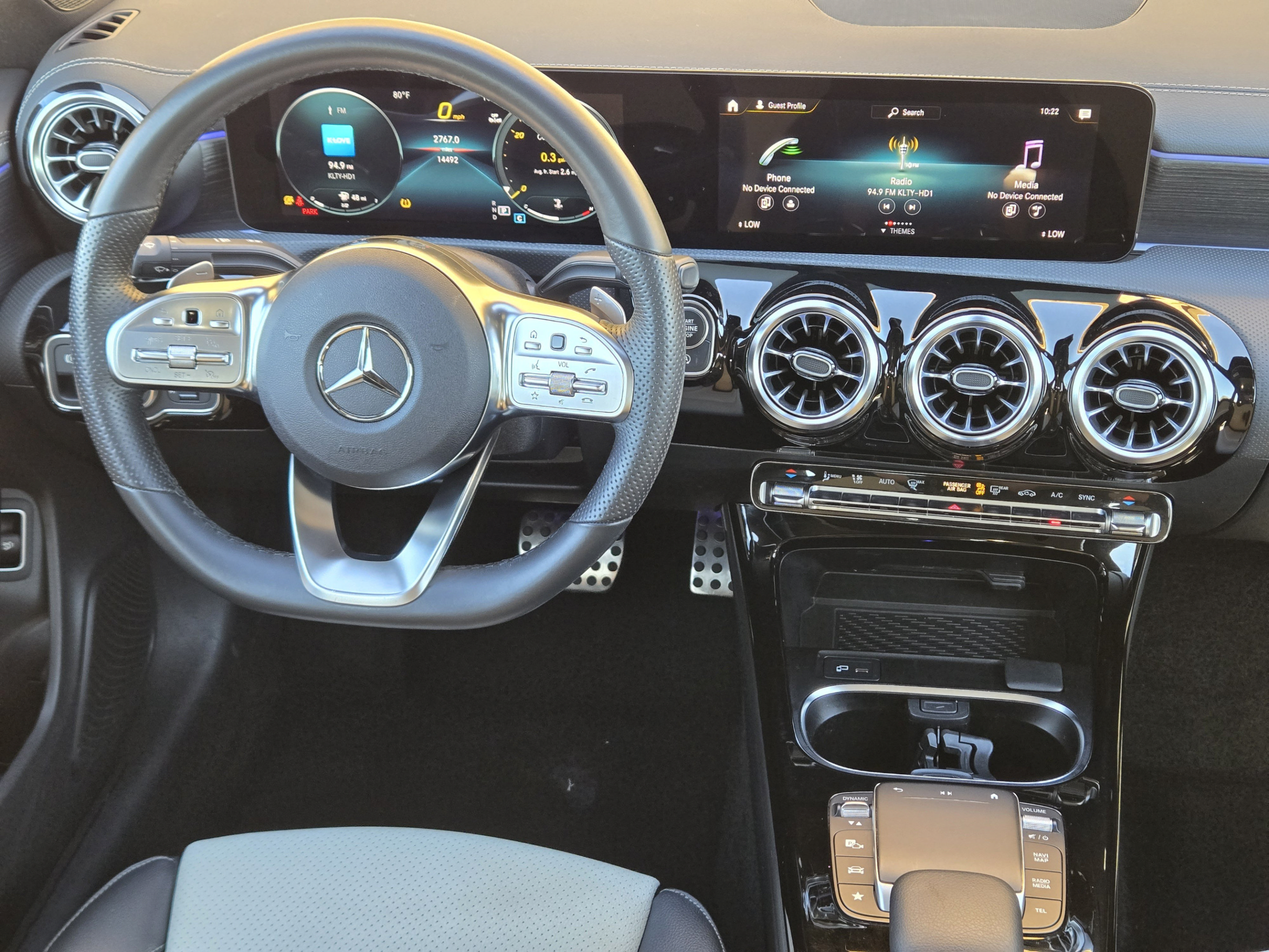 Used 2023 Mercedes-Benz CLA 250 4MATIC image 22