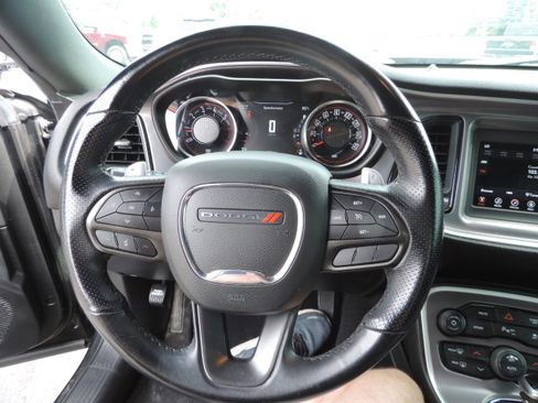 Used 2021 Dodge Challenger R/T image 8