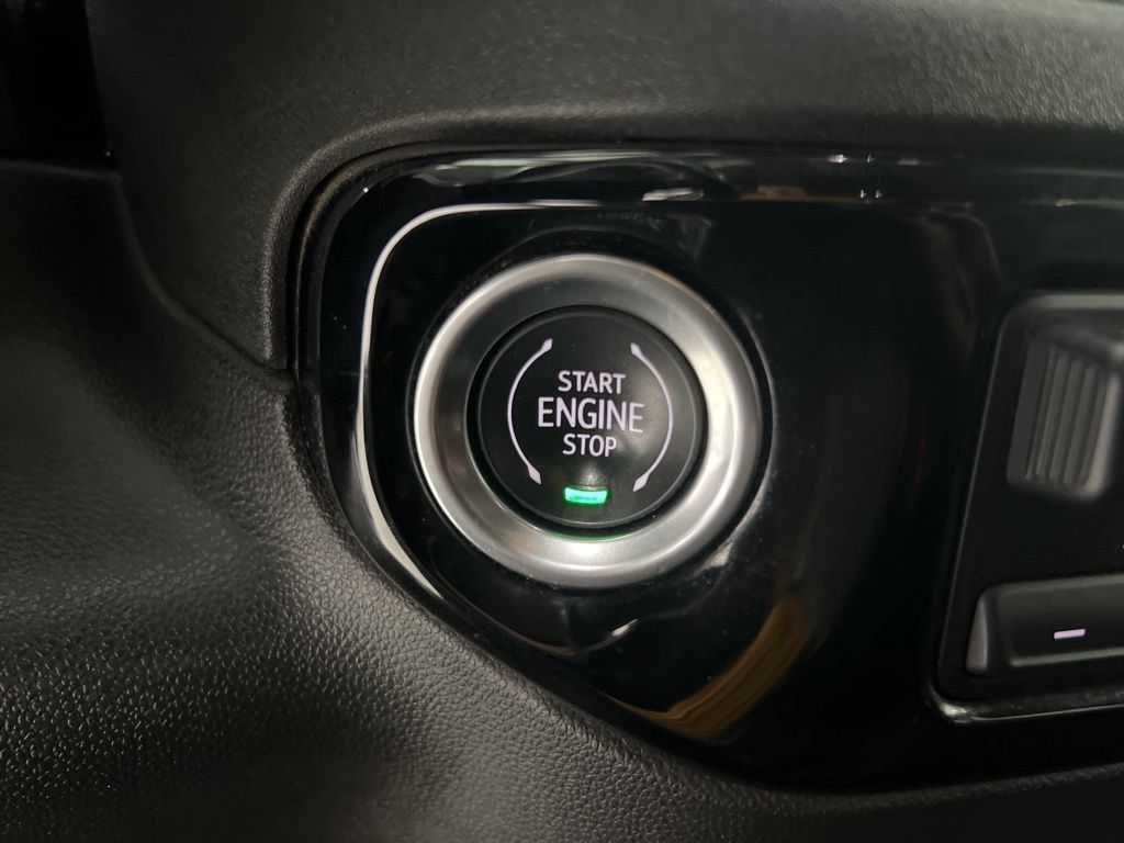 Used 2024 Chevrolet Silverado 2500 LTZ AWD/4WD image 16