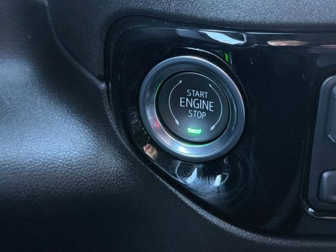 Used 2025 Chevrolet Silverado 1500 LT w/ Protection Package image 27