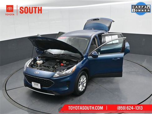 Used 2020 Ford Escape SE image 59