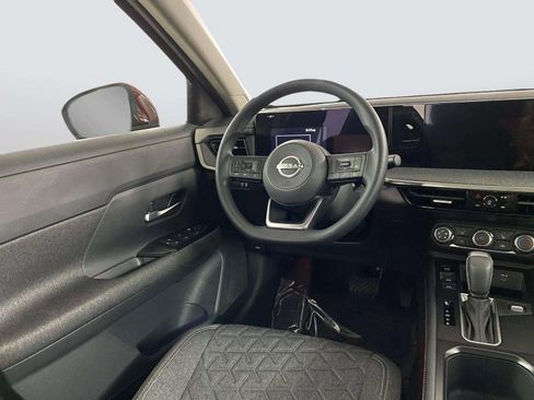 New 2025 Nissan Kicks SV w/ SV Premium Package AWD/4WD image 20