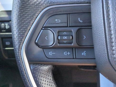 Used 2024 Toyota Tacoma TRD Off-Road AWD/4WD image 25