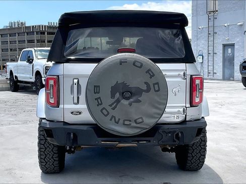 Used 2022 Ford Bronco Outer Banks AWD/4WD image 5